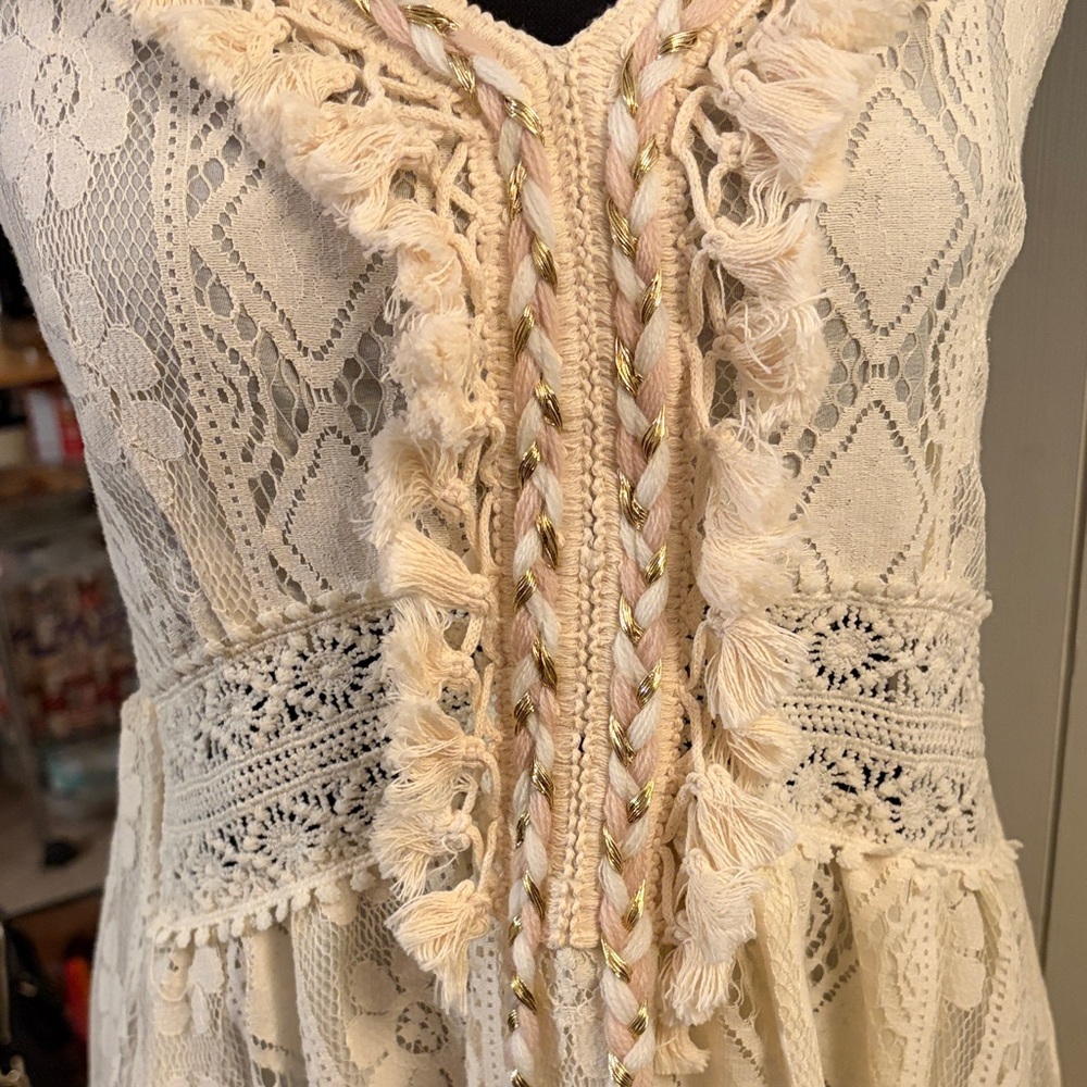 Cupshe Cream Lace High Low Maxi Dress - Picture 4 of 8